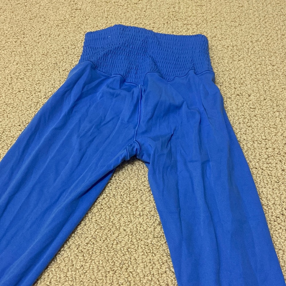 aerie leggings!